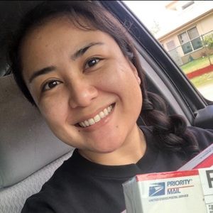 “LIKE” to bookmark my closet! ❤️